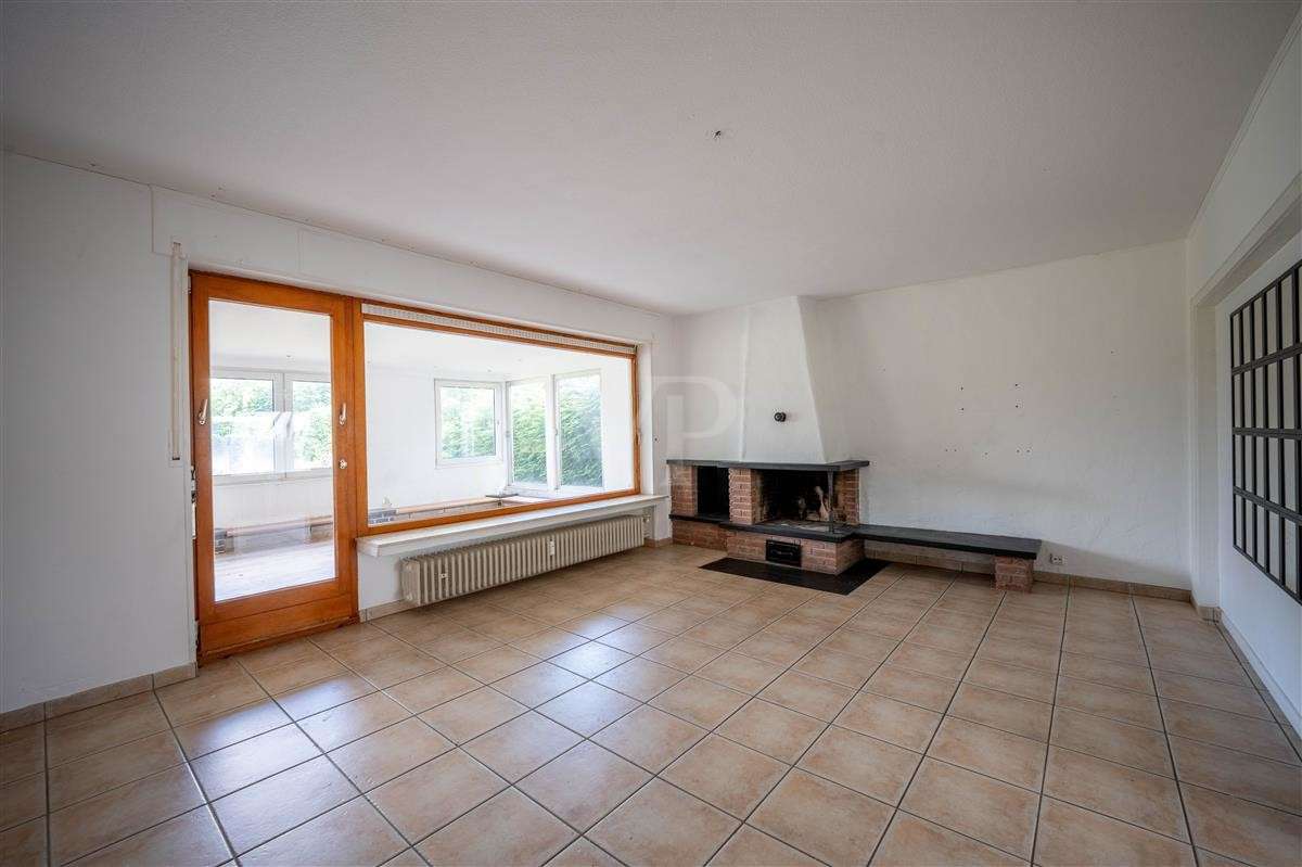 Immobilie in Vallendar - Seltenes Zweifamilienhaus mit großzügiger Wohnfläche auf dem Mallendarer Berg - Bild 0