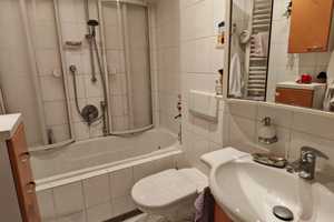 ** EIGENER GARTEN, WOHNEN IM AUKAMM & 1 ZIMMER APPARTEMENT IM DG ** – Wiesbaden – Vorschaubild 7