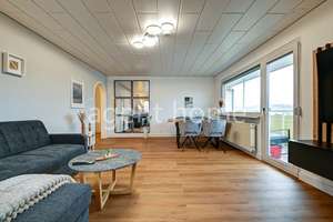 MÖBLIERT - ÜBER DEN DÄCHERN DER CITY - Schöne Wohnung mit 2 Schlafzimmern und Balkon – Die vollständige Adresse der Immobilie erhältst du vom Anbieter., 70182 Dobel, Stuttgart – Vorschaubild 2