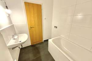Frisch renoviert ins neue Zuhause – Friedensstraße 127, 58097 Altenhagen, Hagen – Vorschaubild 6