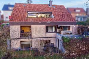 Viel Raum. Viel Ruhe. Viel Ausblick. Großes Zweifamilienhaus in Nieder-Eickum – Die vollständige Adresse der Immobilie erhältst du vom Anbieter., 32051 Herford – Vorschaubild 2
