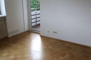 Von privat: Sonnige, ruhige 2,5 Zimmer-Wohnung im familienfreundlichen Hamburger Stadtteil Niendorf – Die vollständige Adresse der Immobilie erhältst du vom Anbieter., 22459 Niendorf, Hamburg – Vorschaubild 5