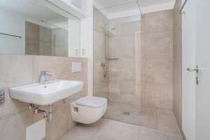 KfW-40-QNG Neubau | Bezugsfertige 2-Zi.-Wohnung mit Balkon, EBK & TG in Parsdorf bei München - WE 07 – Die vollständige Adresse der Immobilie erhältst du vom Anbieter., 85599 Vaterstetten – Vorschaubild 8