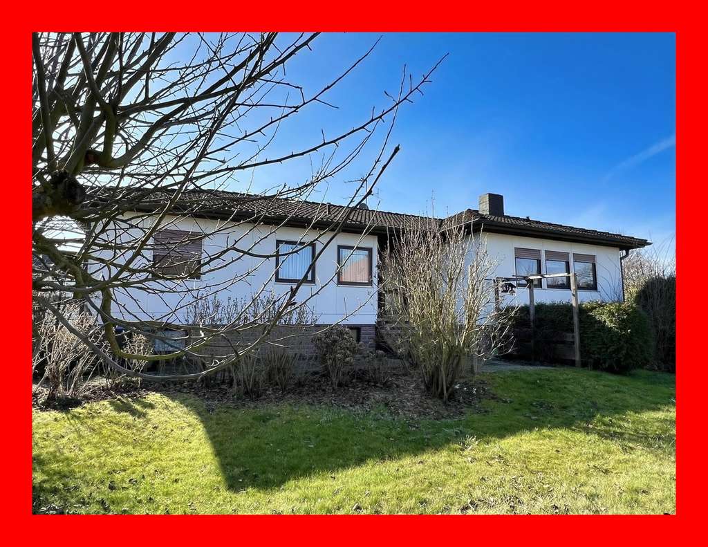 Immobilie in Algermissen - Großzügiger Bungalow in ruhiger Lage - Bild 0