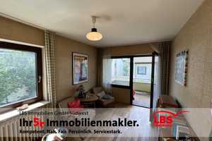 Wohnen in bester Lage – Stilvolle Doppelhaushälfte mit Gartenidylle in Musberg


 – Esslingen (Kreis) – Vorschaubild 9