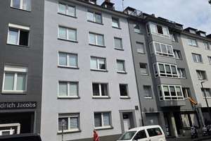 Solides MFH in Düsseldorf Friedrichstadt