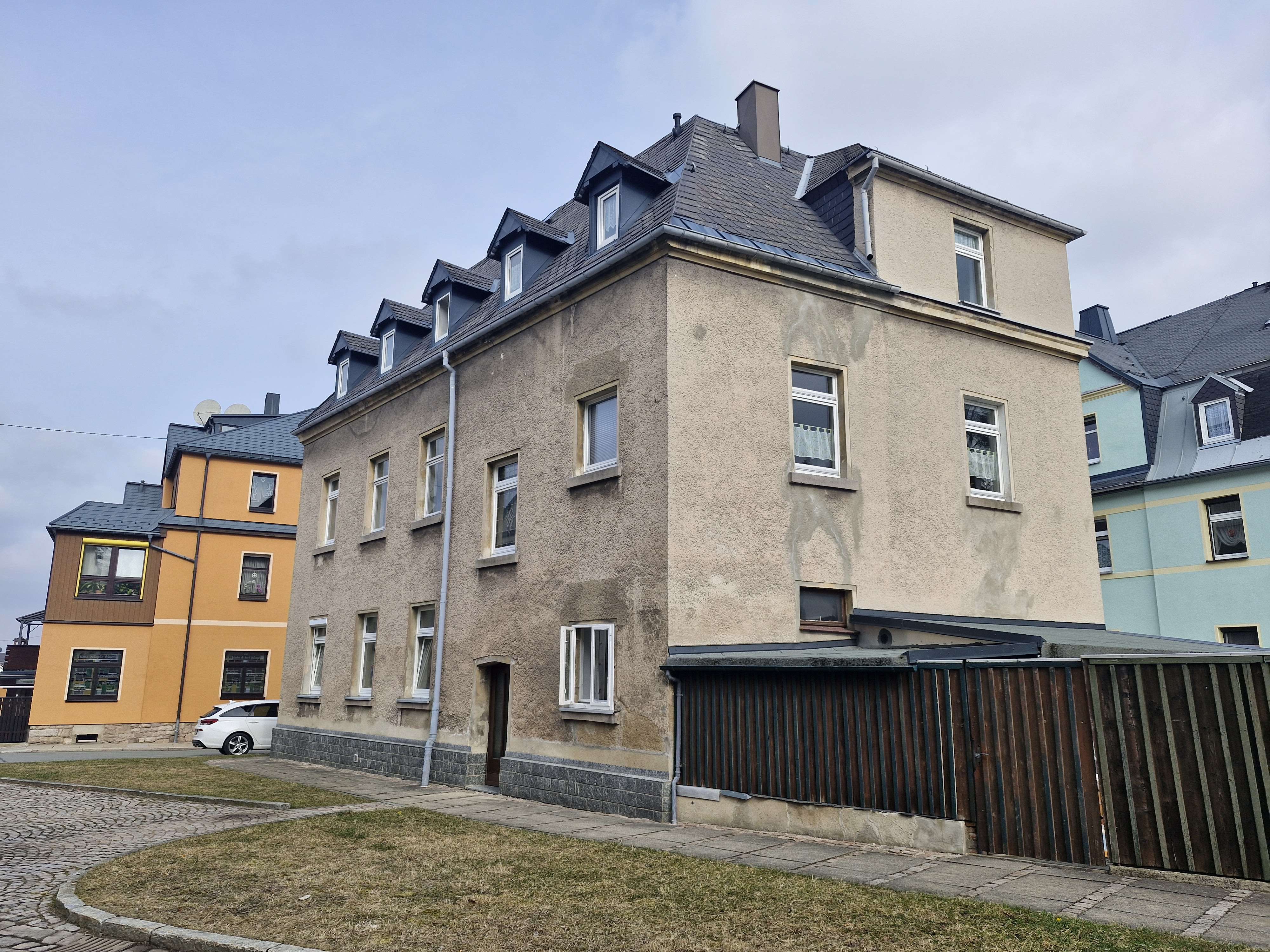 Charmantes Mehrfamilienhaus mit Potenzial in Eibenstock!, Erzgebirgskreis – Bild 2