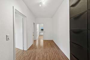 Charmante 3-Zimmer-Altbauwohnung mit Balkon im begehrten Stuttgart-West – Die vollständige Adresse der Immobilie erhältst du vom Anbieter., 70197 Rotebühl, Stuttgart – Vorschaubild 4