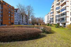 Frisch sanierte 2‑Zimmer‑Wohnung mit Südbalkon und Aufzug im Augsburger Textilviertel