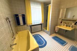 Hof-Bestlage: Einfamilienhaus mit großem Grundstück – Röntgenstraße 62, 95032 Innenstadt, Hof – Vorschaubild 8