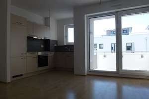 Attraktive, neuwertige 2-Zimmerwhg in Aubing, mit EBK , Balkon, 5 Min Fußweg zur S4 Leienfelsstr., – Konstanze-Vernon-Straße 8, 81245 Altaubing, München – Vorschaubild 12