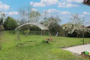 Familienidylle in ruhiger Lage – großzügiges Einfamilienhaus mit Gartenparadies in Gemmingen – Heilbronn (Kreis) – Vorschaubild 14