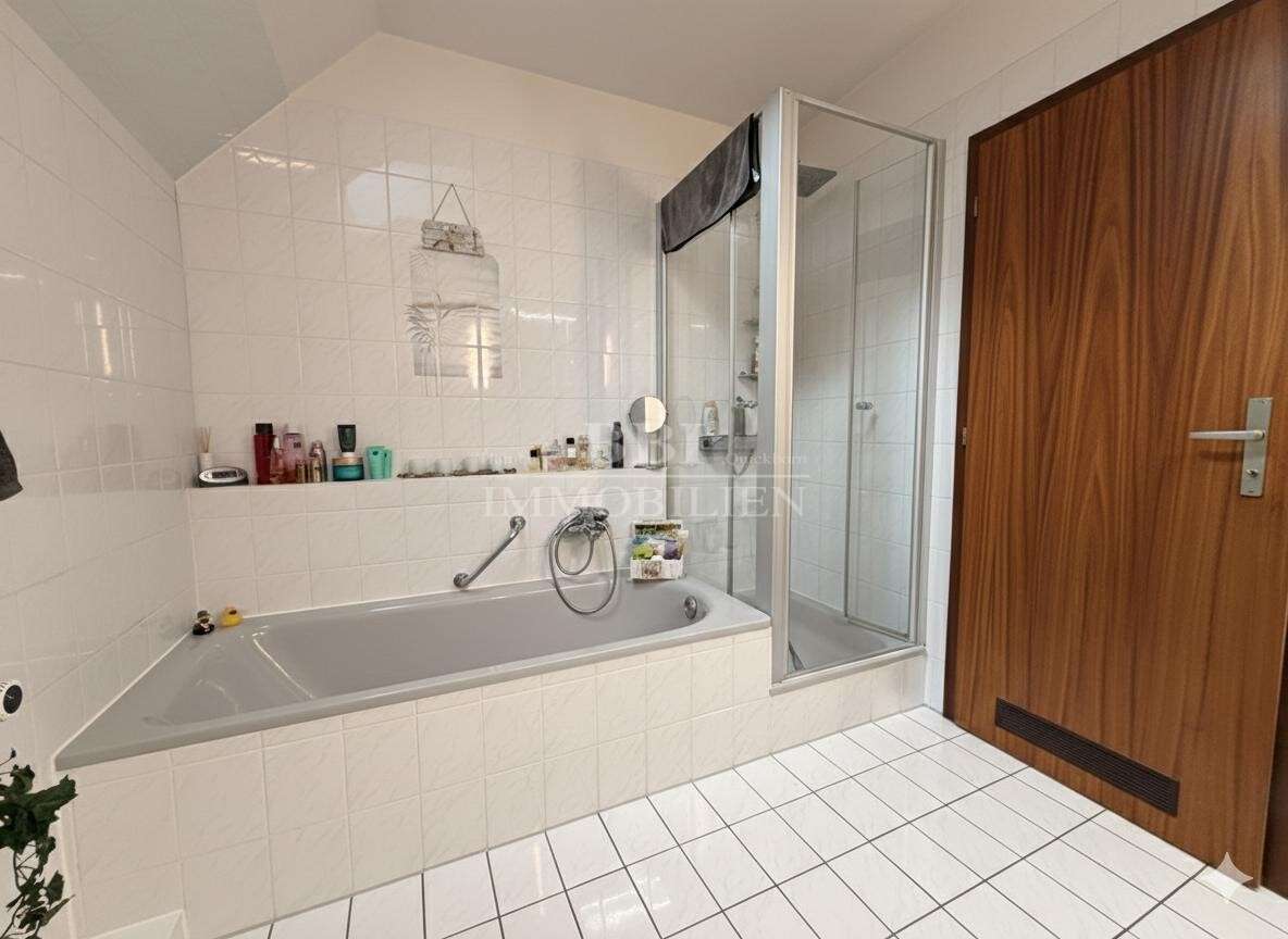 Immobilie in Hasloh - Vermietetes Mittelreihenhaus mit gutem Grundriss und Weitblick  - Kapitalanleger aufgepasst! - Bild 2