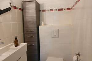 Elegante 4-Zimmer-Wohnung mit Balkon und EBK in Augsburg-Haunstetten; ideal für Familien oder WG – Die vollständige Adresse der Immobilie erhältst du vom Anbieter., 86179 Haunstetten-Süd, Augsburg – Vorschaubild 12