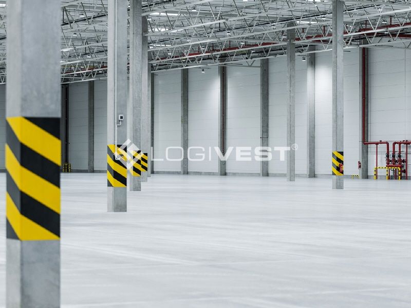 Musterbild - Halleninnenans...