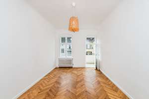 Kapitalanlage nahe Lietzensee: 4-Zimmer-Altbauwohnung mit zwei Balkonen – Die vollständige Adresse der Immobilie erhältst du vom Anbieter., 14057 Charlottenburg, Berlin – Vorschaubild 2