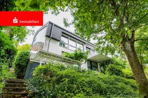 Kelkheim-Hornau: Charmantes Einfamilienhaus in bevorzugter Wohnlage