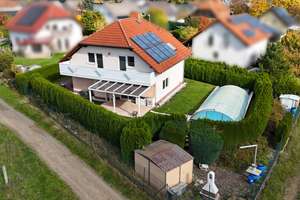 Natur, Spiel & Spaß: Gepflegtes Haus mit Pool – Die vollständige Adresse der Immobilie erhältst du vom Anbieter., 35756 Mittenaar – Vorschaubild 12