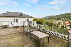 Exklusives Einfamilienhaus in ruhiger Lage mit tollem Ausblick – Stilvoll, modern und bezugsfertig – Die vollständige Adresse der Immobilie erhältst du vom Anbieter., 61479 Glashütten – Vorschaubild 8
