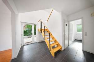Modernes Wohnhaus mit Wintergarten, Terrassen und lichtdurchflutetem Raumkonzept – Die vollständige Adresse der Immobilie erhältst du vom Anbieter., 24226 Heikendorf – Vorschaubild 11