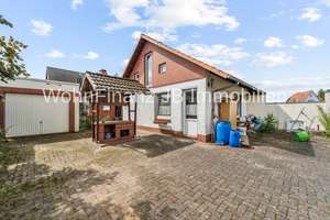 Doppelhaushälfte in Lehndorf mit zusätzlichem Hinterhaus, Vollkeller, Garage und großem Garten – Die vollständige Adresse der Immobilie erhältst du vom Anbieter., 38116 Lehndorf-Watenbüttel, Braunschweig – Vorschaubild 10