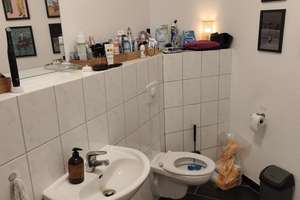 Perfekt für eine WG! Großzügige 4-Zimmer-Wohnung mit Einbauküche & Terrasse in City-Nähe – Kaiserstraße 4-6, 26122 Bahnhofsviertel, Oldenburg (Oldenburg) – Vorschaubild 5