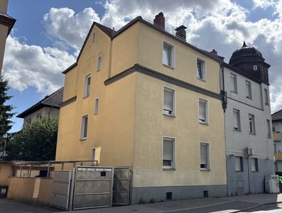 Mehrfamilienhaus