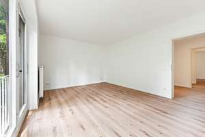 kernsanierte 2-Zimmer-Hochparterrewohnung in gepflegter  Wohnanlage, Erstbezug nach Sanierung – Die vollständige Adresse der Immobilie erhältst du vom Anbieter., 22297 Winterhude, Hamburg – Vorschaubild 4