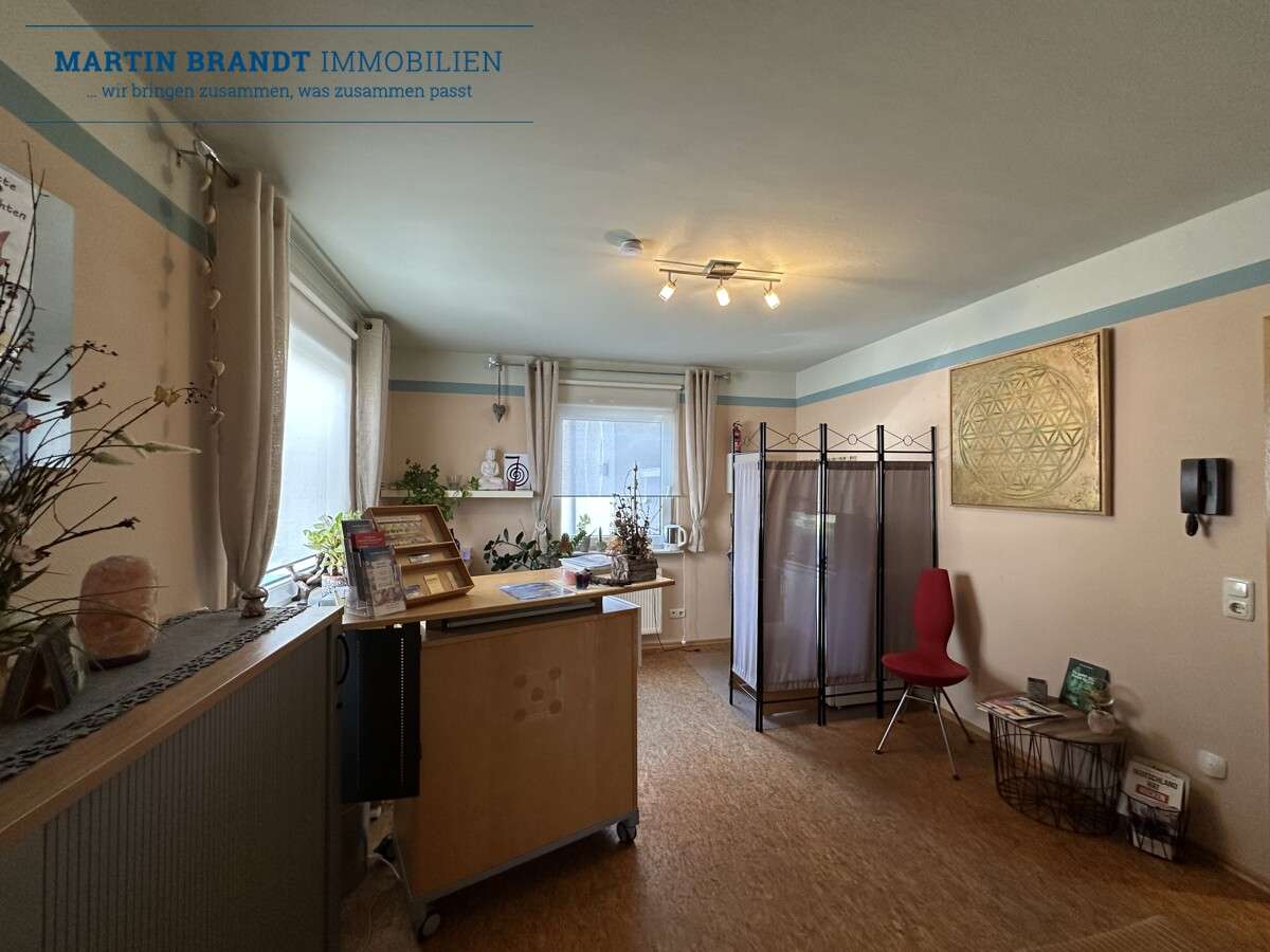 Immobilie in Hünfelden - Großzügiges Mehrfamilienhaus Anwesen mit schönen Garten in zentraler Lage von Hünfelden-Kirberg... - Bild 3