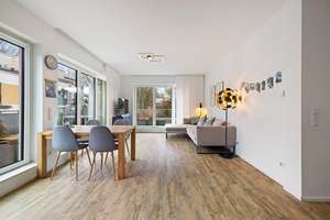 Lichtdurchflutetes Penthouse im ruhigen Hinterhof mit großzügiger Dachterrasse – Die vollständige Adresse der Immobilie erhältst du vom Anbieter., 22177 Bramfeld, Hamburg – Vorschaubild 4