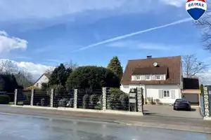 Charmantes 1-2 Familienhaus mit großzügigem Grundstück und Pavillon in Herford zu verkaufen – Herford (Kreis) – Vorschaubild 2
