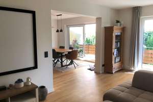 kernsanierte ETW in zentraler Lage von Wellingsbüttel inkl. TG Stellplatz / provisionsfrei