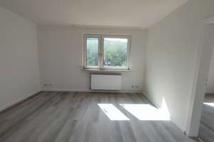 Renovierte 3 Zimmerwohnung im 1.OG in Gelsenkirchen-Schalke zu vermieten! – Tannenberg Straße 40, 45881 Schalke, Gelsenkirchen – Vorschaubild 3