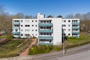 Charmante 2-Zimmer-Wohnung mit Balkon & Garage – frisch saniert – Die vollständige Adresse der Immobilie erhältst du vom Anbieter., 24159 Schilksee, Kiel – Vorschaubild 2