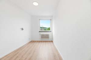 Attraktive 4-Zimmer-Wohnung mit Balkon auf dem Eselsberg-Ulm – Die vollständige Adresse der Immobilie erhältst du vom Anbieter., 89075 Eselsberg, Ulm – Vorschaubild 6