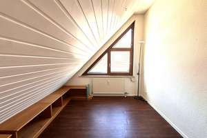 Klimatisierte 3-Zi.-DG-Maisonettewohnung in ruhiger Sackgasse – Die vollständige Adresse der Immobilie erhältst du vom Anbieter., 71642 Hoheneck, Ludwigsburg – Vorschaubild 11