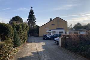 Reihenendhaus mit  Keller und Garage im ruhigen Buckow – Die vollständige Adresse der Immobilie erhältst du vom Anbieter., 12349 Buckow, Berlin – Vorschaubild 2