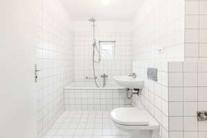 Prenzlauer Berg/Mitte - 3 Zimmer Dachgeschoss-Maisonette, große Küche, 3 Balkone/Terrassen, fantasti – Schwedter Straße 24, 10119 Prenzlauer Berg, Berlin – Vorschaubild 18