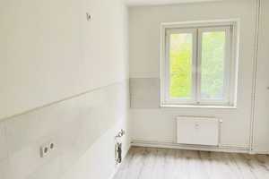 Sanierte 2-Zimmer-Wohnung mit Balkon – Alt Fermersleben 15a, 39122 Magdeburg – Vorschaubild 1