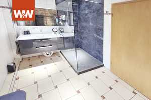 Reihenhaus in Rödermark mit ganz viel Klasse! 5-ZKB RMH, EBK, 3 Stlpl., Terrasse, Garten & Balkon! – Offenbach (Kreis) – Vorschaubild 4