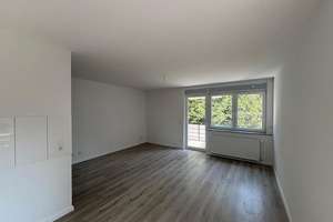 Modernisierte und barrierearme 2-Zimmer Wohnung mit Balkon und Aufzug im Ostviertel – Barbarakirchgang 9, 45139 Ostviertel, Essen – Vorschaubild 6