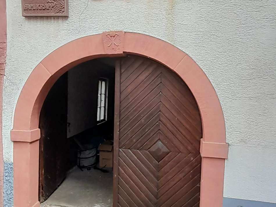 Zugang zum Nebengebäude