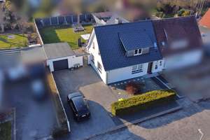 Bremerhaven - Eckernfeld | Sanierte Doppelhaushälfte mit Garage & vielen Vorzügen – Die vollständige Adresse der Immobilie erhältst du vom Anbieter., 27580 Lehe, Bremerhaven – Vorschaubild 4