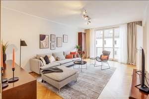 Möbliert: Stilvoll eingerichtete Wohnung im Herzen Münchens – Die vollständige Adresse der Immobilie erhältst du vom Anbieter., 80797 Josephsplatz, München – Vorschaubild 2