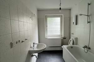 Renovierte-2- Zimmer Wohnung in ruhiger und grüner Lage