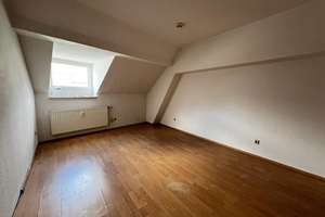 Gepfelgte 3-Zimmer-Wohnung mit Einbauküche in unmittelbarer Mosellage – Karl-Marx-Str. 81, 54290 Mitte/Gartenfeld, Trier – Vorschaubild 5