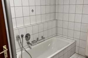 Frisch renovierte, charmante 3-Zi-Wohnung mit EBK in Reutlingen – Reutlingen (Kreis) – Vorschaubild 10