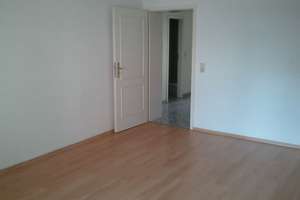 Schöne 3-Raum-Wohnung in ruhiger Lage ab Juli zu besichtigen – Lassallestraße 34, 8058 Nordvorstadt, Zwickau – Vorschaubild 9