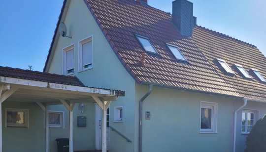 Bild von „Gestalten statt nur wohnen" – renovierungsbedürftige Doppelhaushälfte