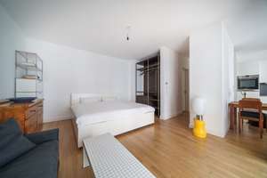 Neubau-Apartment nahe Zionskirchplatz – Ruhige Hinterhoflage mit Süd-Loggia & TG-Stellplatz! – Kastanienallee 64a, 10119 Mitte (Ortsteil), Berlin – Vorschaubild 4